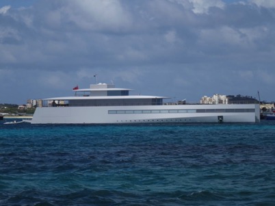 Steve Jobs yacht in St. Maarten